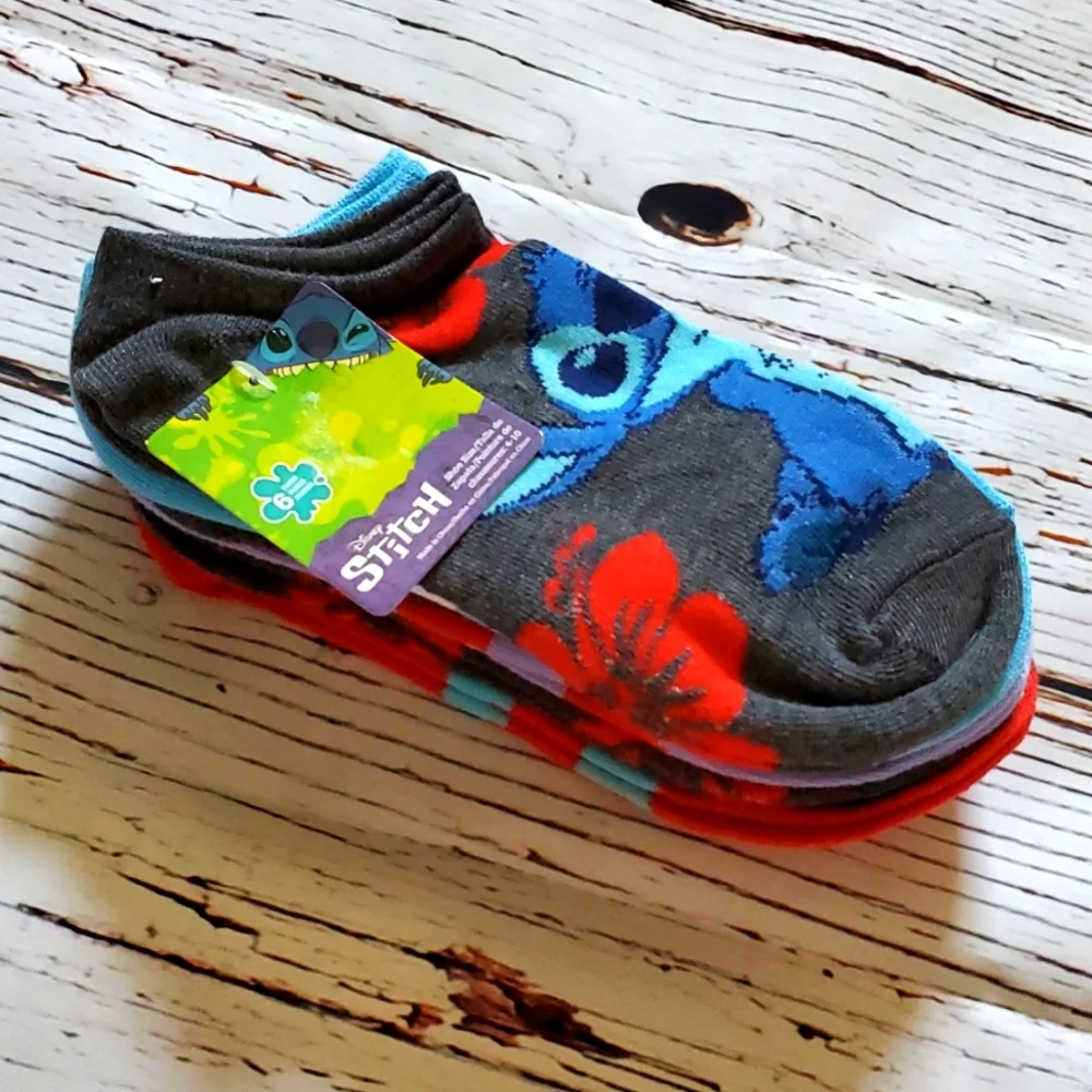 🆕️ DISNEY STITCH NO-SHOW SOCKS (6 PAIRS) 🌸